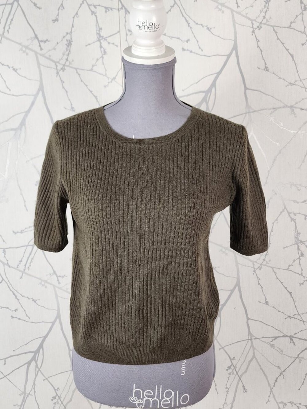 Uniqlo Olive Green 100% Wool Ribbed Knit Cropped Sweater